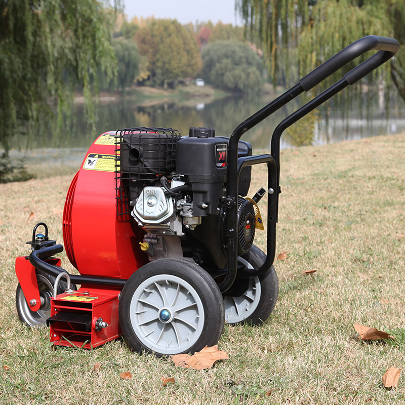 LB2 2700cfm 大風量リーフブロワー