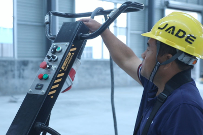 Шлифовка бетонного пола в подвале - JADE850