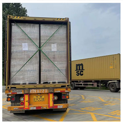 住宅所有者のためのスタンドオン芝刈り機