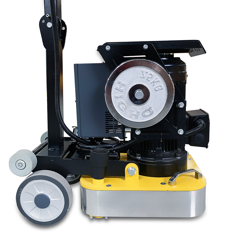 Machine à aiguiser le béton