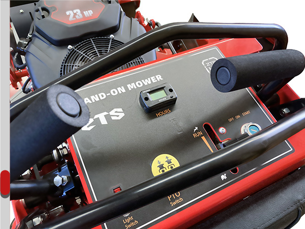 住宅所有者のためのスタンドオン芝刈り機